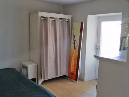 location t2 bourg st germain lespinasse