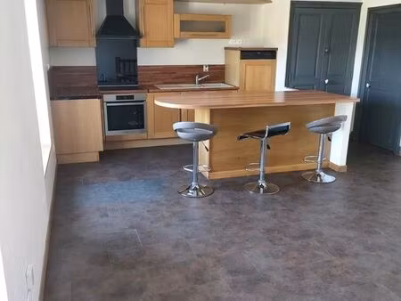 f2bis lumineux calme prox rn60 bus tram