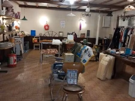 grand local + de 140m2