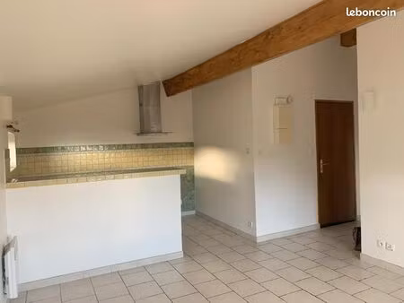 appartement 3 pièces 60 m²
