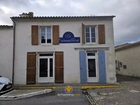 vente immeuble 6 pièces 199 m2 à courçon