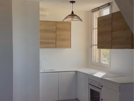 libourne centre - t2 mezzanine 51m2 - non meublé