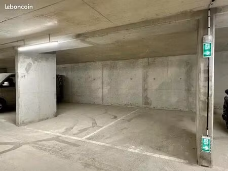 parking à louer