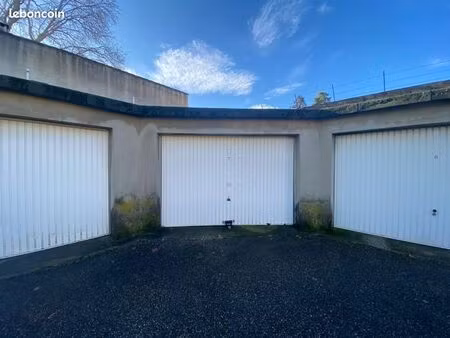 garage/box 30 m² avignon