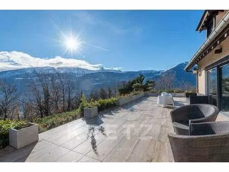 maison de luxe à vendre à thyez : 1 100 000 € | 300m²