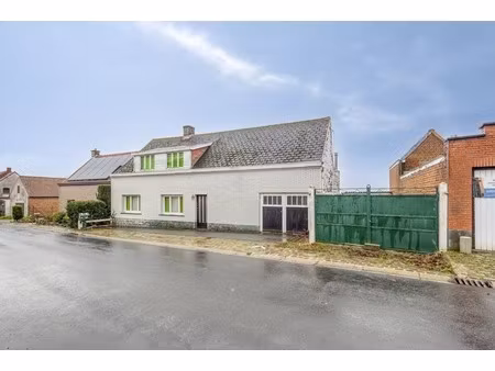 huis te koop in nederbrakel met 2 slaapkamers