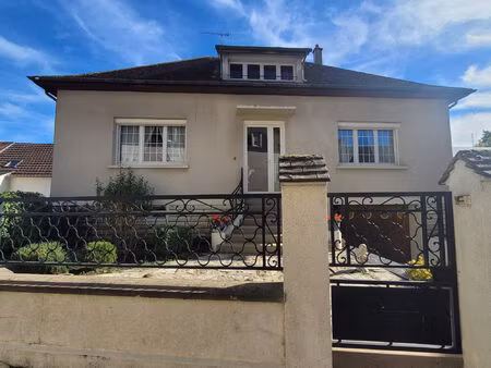 vente maison 6 pièces 113 m² le châtelet (18170)