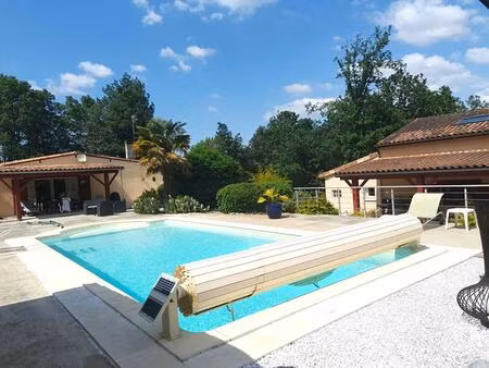 maison chourgnac 9 pièce(s) 260 m2