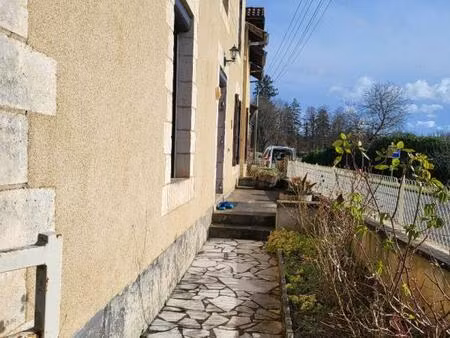 maison de caractère 158 m2 avec jardin et dépendance