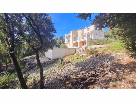 magnifique villa avec vue panoramique sur 2746m² de terrain