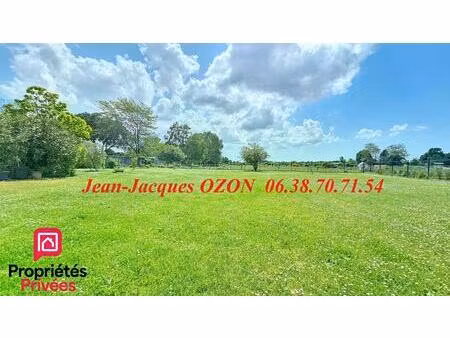 terrain arvert 930m2