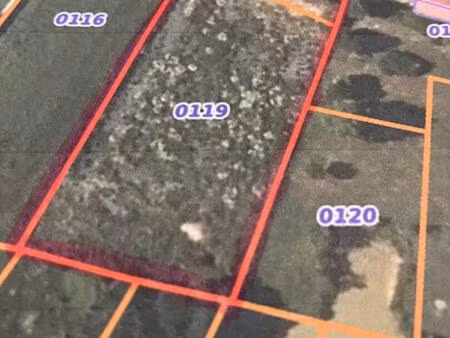 terrain constructible de 2069 m² en campagne