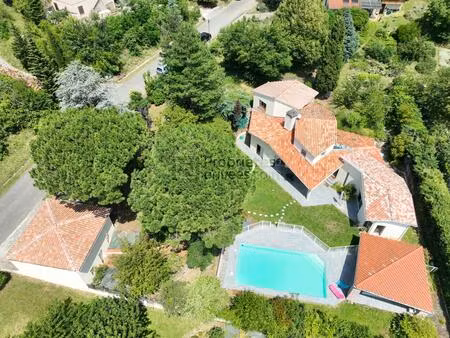 maison d'architecte avec piscine & grand garage