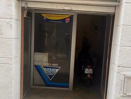 location local commercial 2 pièces 30 m2 à perpignan