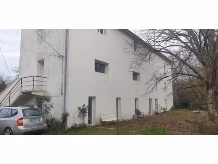 vente propriété 8 pièces 270 m² à castelsarrasin (82100)  320 000 €