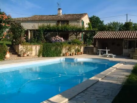 belle maison en pierre avec piscine  proche de cordes-sur-ciel
