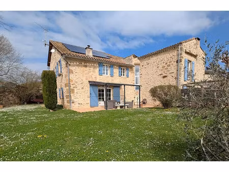 vente maison 8 pièces 200 m² à najac (12270)  339 000 €