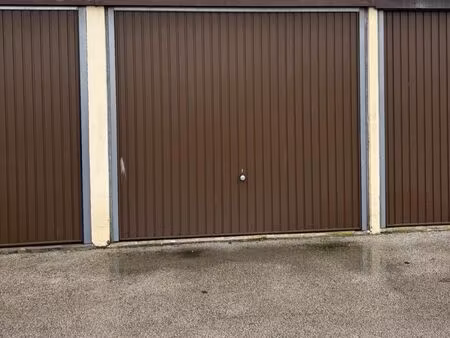 location garage 16 m² à le grau-du-roi (30240)