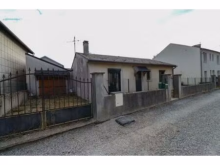 maison de plain-pied à lacaune (tarn) ? 53 m² avec jardin et garage