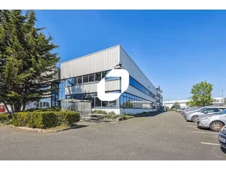 a louer  aeroport charles de gaulle