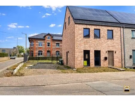 huis te koop in riemst met 4 slaapkamers