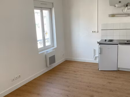 location appartement 1 pièce  17.05m²  segré
