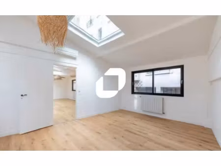 location bureau paris 75020