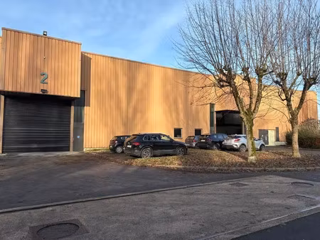 location bureau emerainville 77184