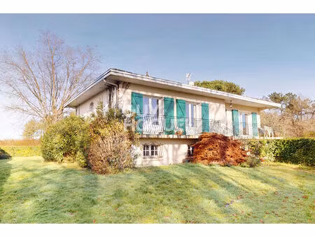 maison sur sous sol à fort potentiel aux portes d'hagetmau