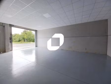 location local d'activités serris 77700