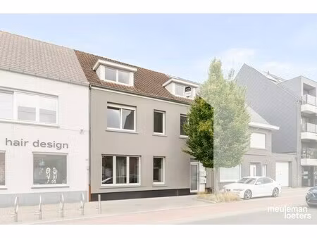 appartement te koop in oostkamp met 8 slaapkamers