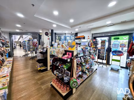 vente commerce 60 m² frontignan (34110)