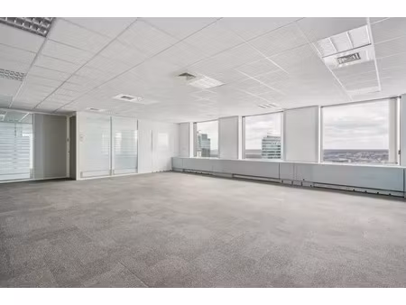 bureaux à louer . tour areva