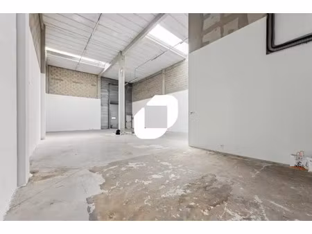 location local d'activités emerainville 77184