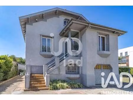 vente maison à bron (69500) : à vendre / 135m² bron