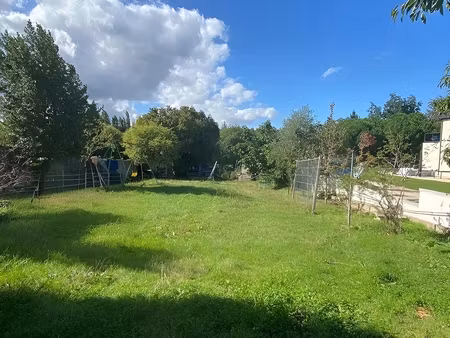 vente terrain 600 m²