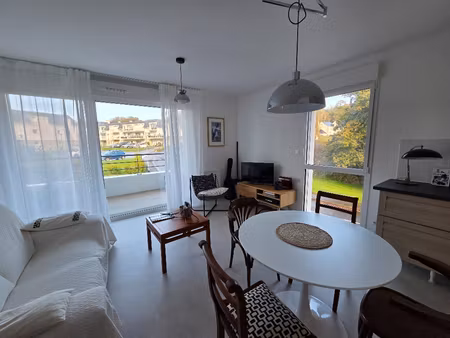 appartement t3 avec balcon  résidence sécurisée à concarneau