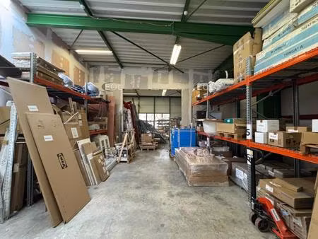 a vendre - local d'activité avec bureaux de 584 m² à saint-thibault-des-vignes (77)