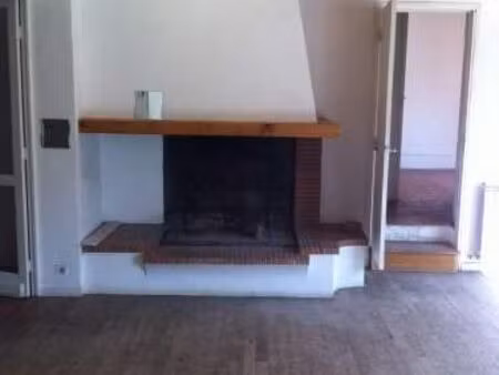 location maison 6 pièces 170 m² à nîmes (30000)