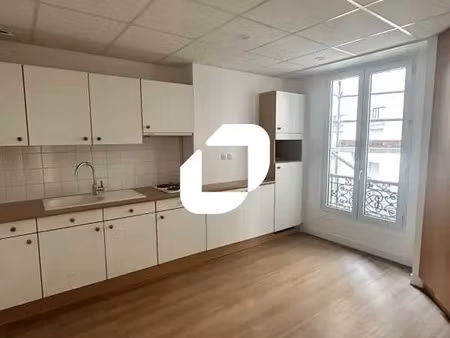 location bureau paris 75020