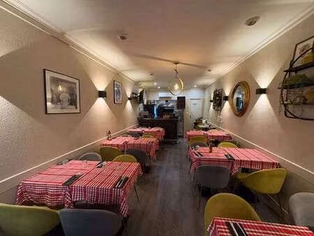 vente bureaux et commerces à angers centre (49000) : à vendre / angers centre