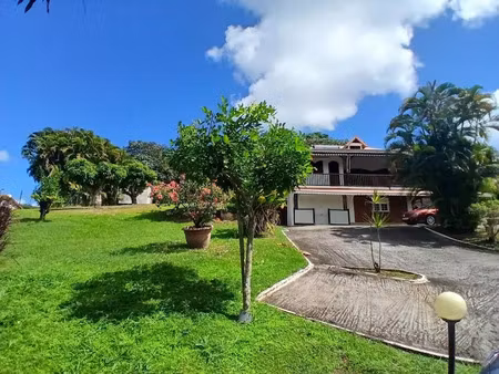 vente maison 7 pièces 260 m² à ducos (97224)  530 000 €