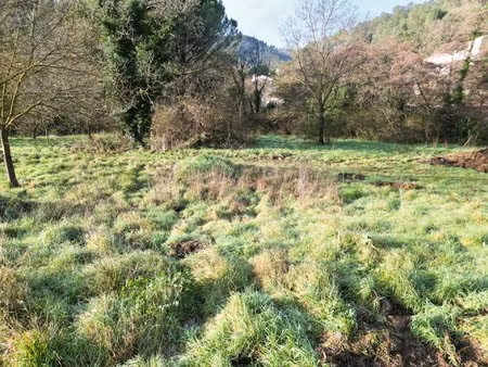 terrain viabilise de 1990 m2