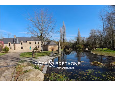 vente propriété 8 pièces 264 m² à bourbriac (22390)  778 500 €
