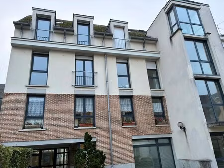 bureau spacieux à vendre à amiens – 417 m²  10 pièces