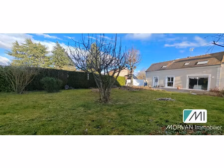 belle maison avec jardin