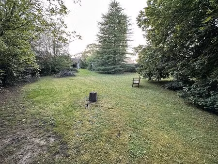 terrain à bâtir de 323 m² à breval (78)