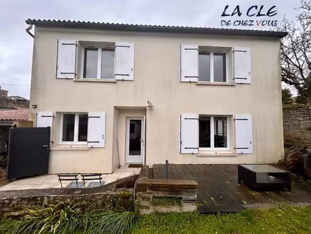 vente maison à benet (85490) : à vendre / 119m² benet