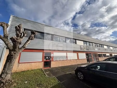 location commerce 280 m² à vaulx-en-velin (69120)