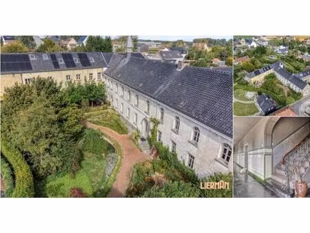 château à vendre à poreel 10a biévène (rbv12550)